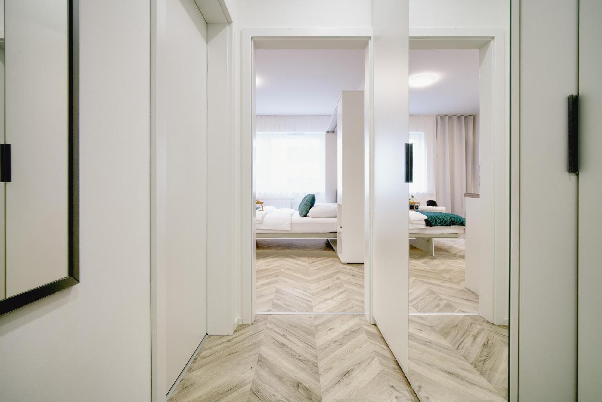 City Relax Apartments With Free Parking, 10 Mins Walk To City Centre Brno Exterior photo