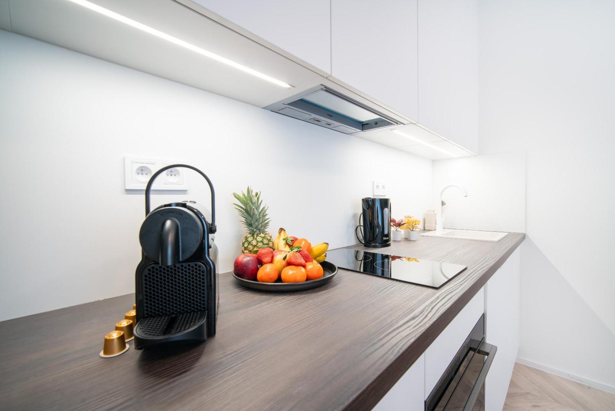 City Relax Apartments With Free Parking, 10 Mins Walk To City Centre Brno Exterior photo